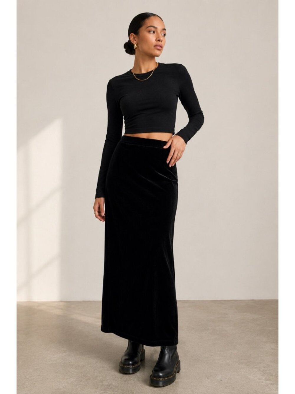 Petra Black Velvet Maxi Skirt Size 6 USA Back Slit Stretch Evening Minimalist